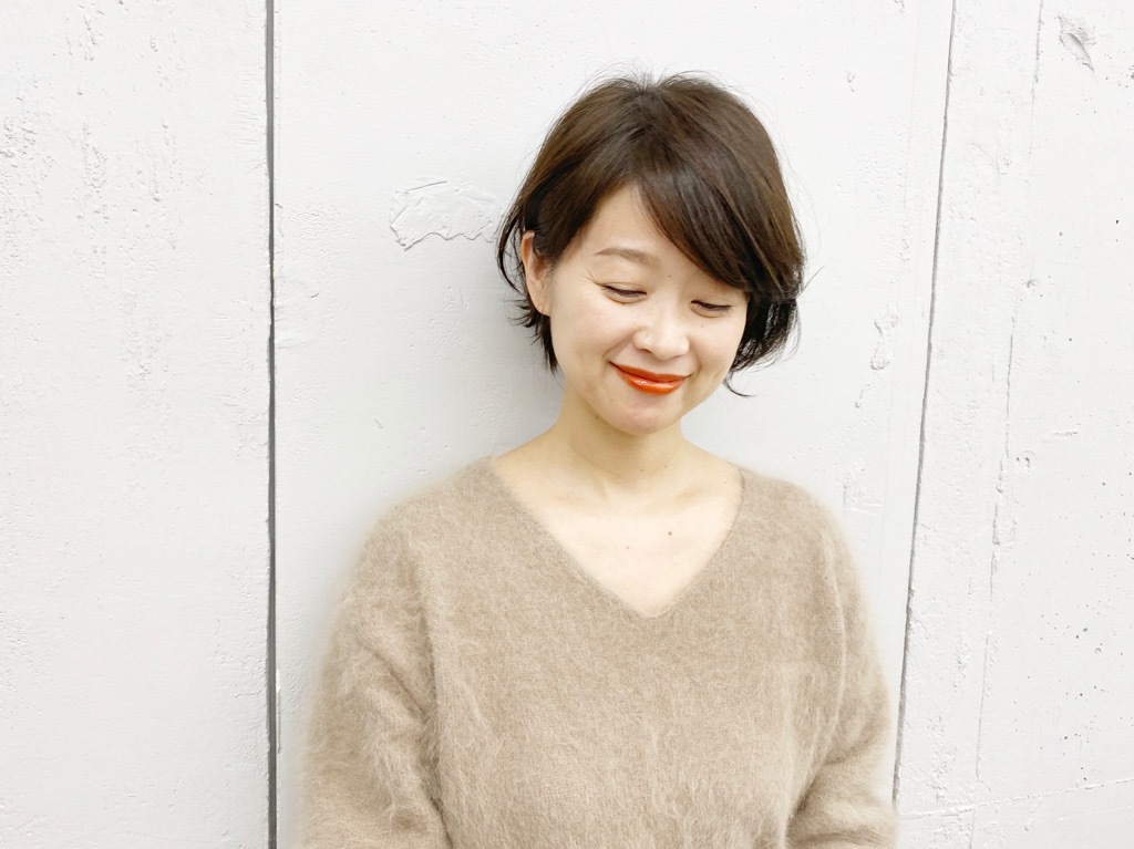 アラフィーの「顔」と「服」が映える!ひと塗りでたちまち洒落てしまう「至福」のオレンジリップ_1_6