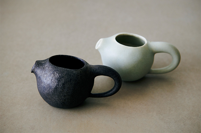 岩田圭介「手つき豆片口」 各¥6,600