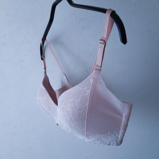 ここまで進化していた 女を楽しむノンワイヤーブラ Date ファッション誌marisol マリソル Online 40代をもっとキレイに 女っぷり上々