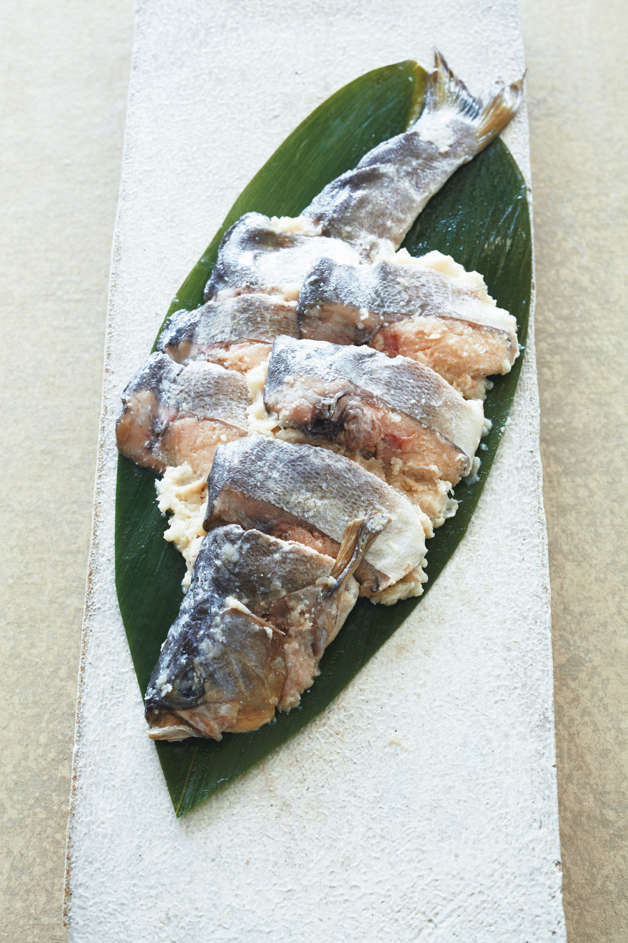 上品でまろやかな味が好評 比良山荘の「鮎なれ寿司」_1_1