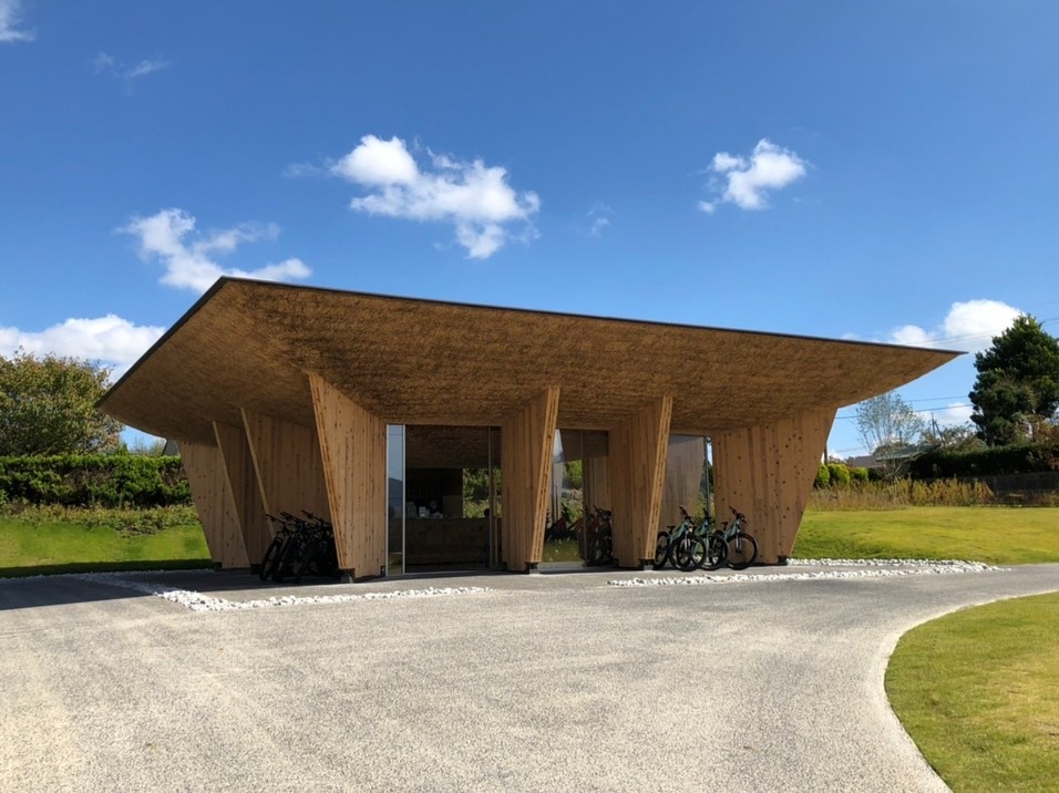真庭市蒜山ミュージアム 隈 研吾展 ハコからの解放ーたし算・ひき算・かけ算・わり算_1_3