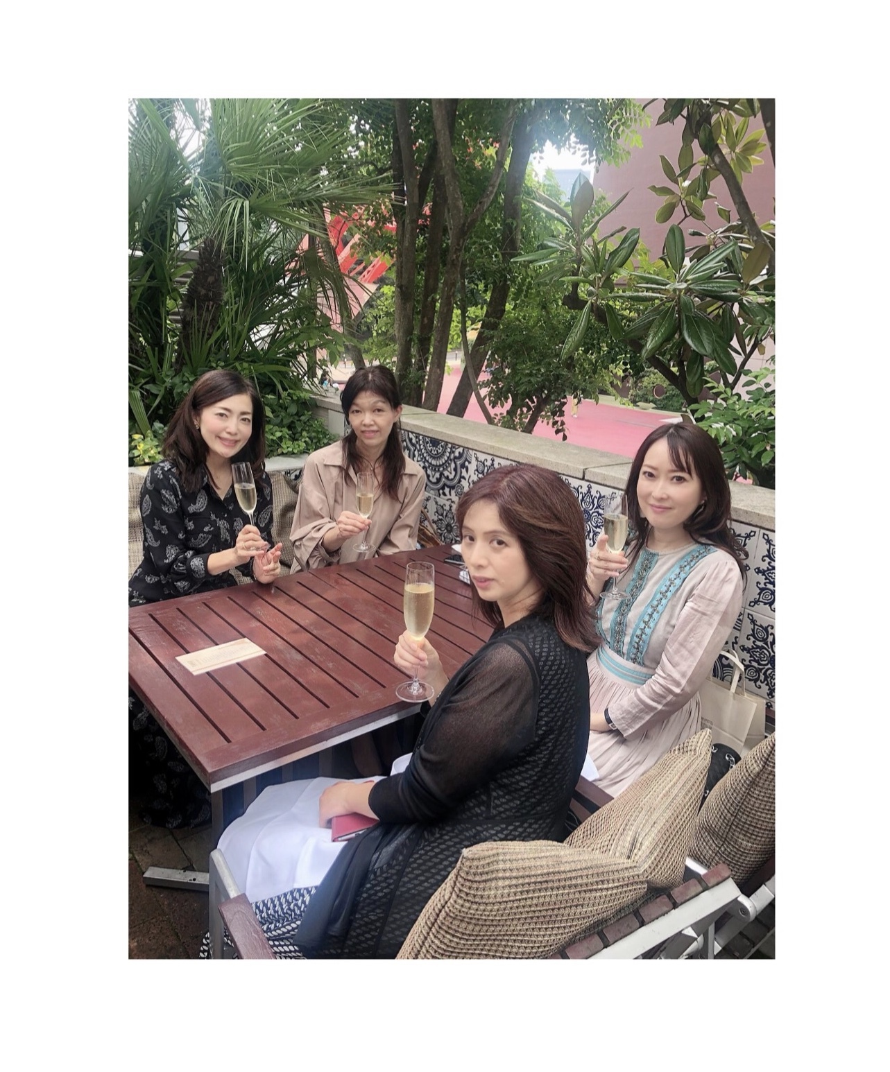 Zaraの着痩せワンピースでテラスランチ 華組 宮原江里子のブログ 華組ブログ Web Eclat