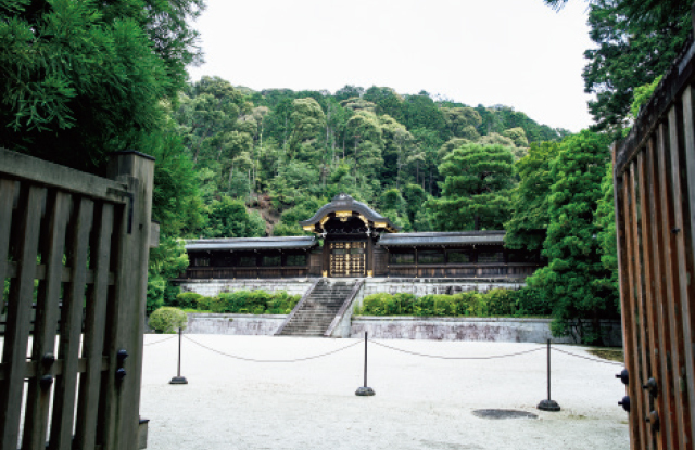 京都の皇室ゆかりの社寺 泉涌寺の霊明殿