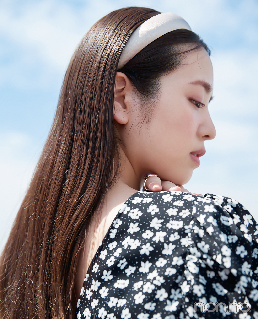 横田真悠の「好きな人に会う日のメイク」のカット1-10