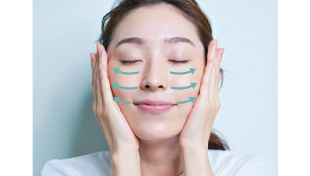 技② 「ミルフィーユづけで水分・油分を肌に濃密チャージ」1