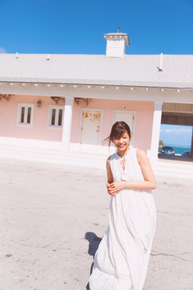 【渡邉理佐1st写真集 無口】未公開カット掲載フォトギャラリー_1_47