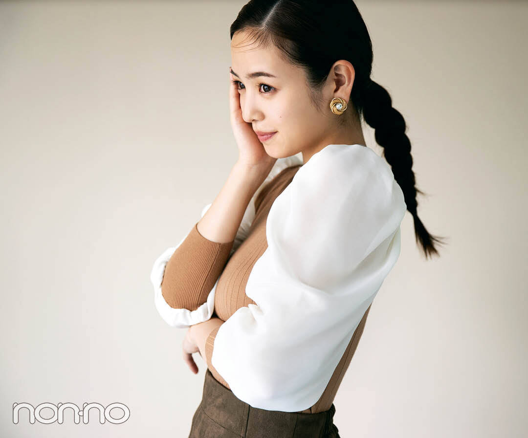 横田真悠の秋のクラシカルトップスモデルカット2-6