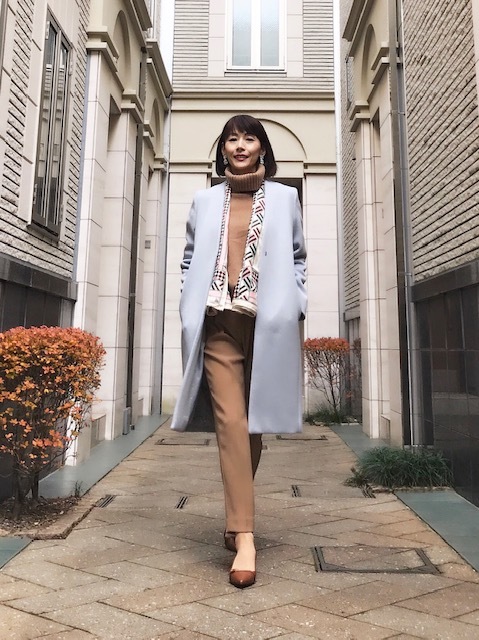 Knit PLST / Pants PLST / Scarf HERMES / Shoes HERMES / Earrings Kate Spade