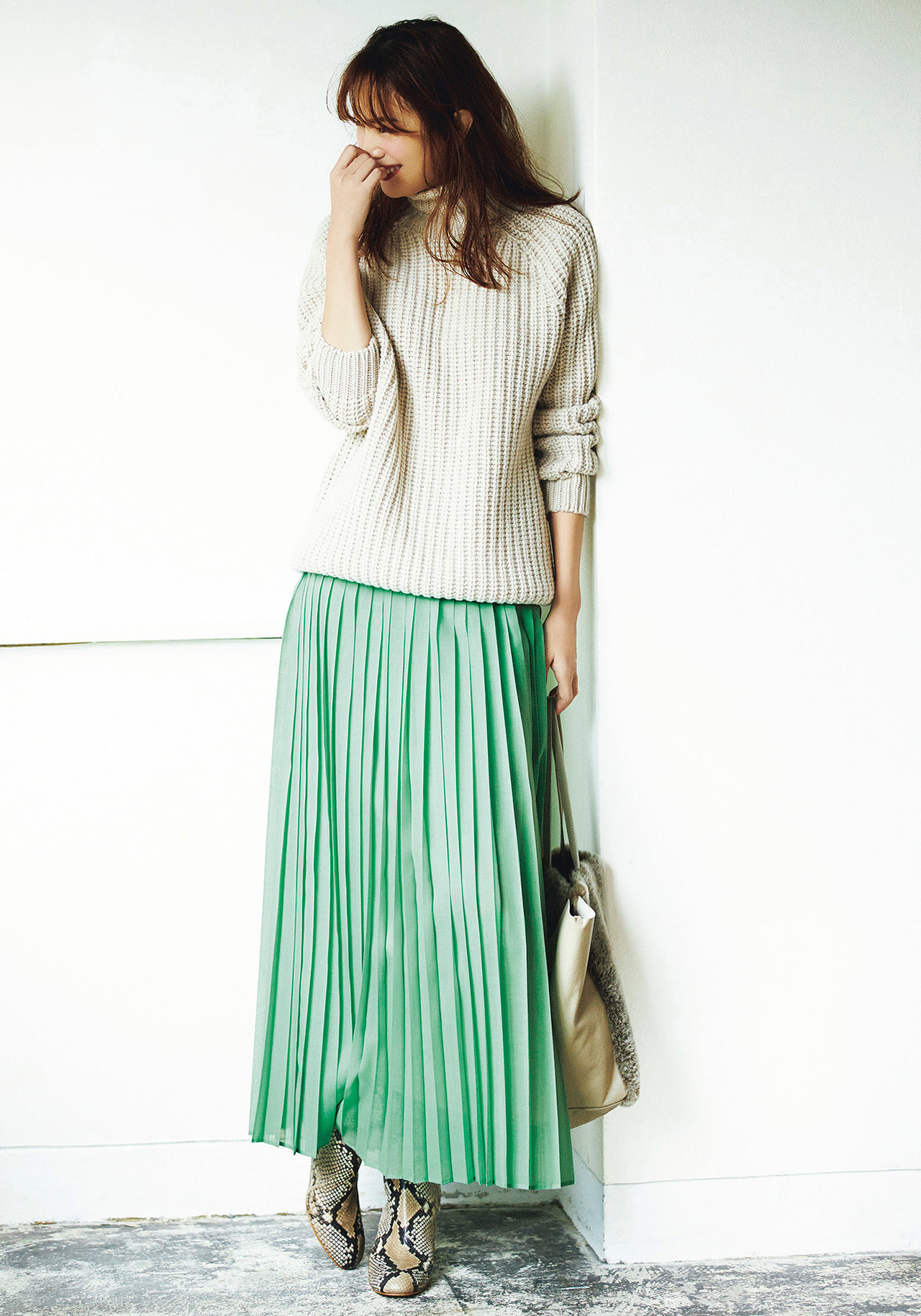Middle-gauge Turtleneck Knit ミドルゲージタートル