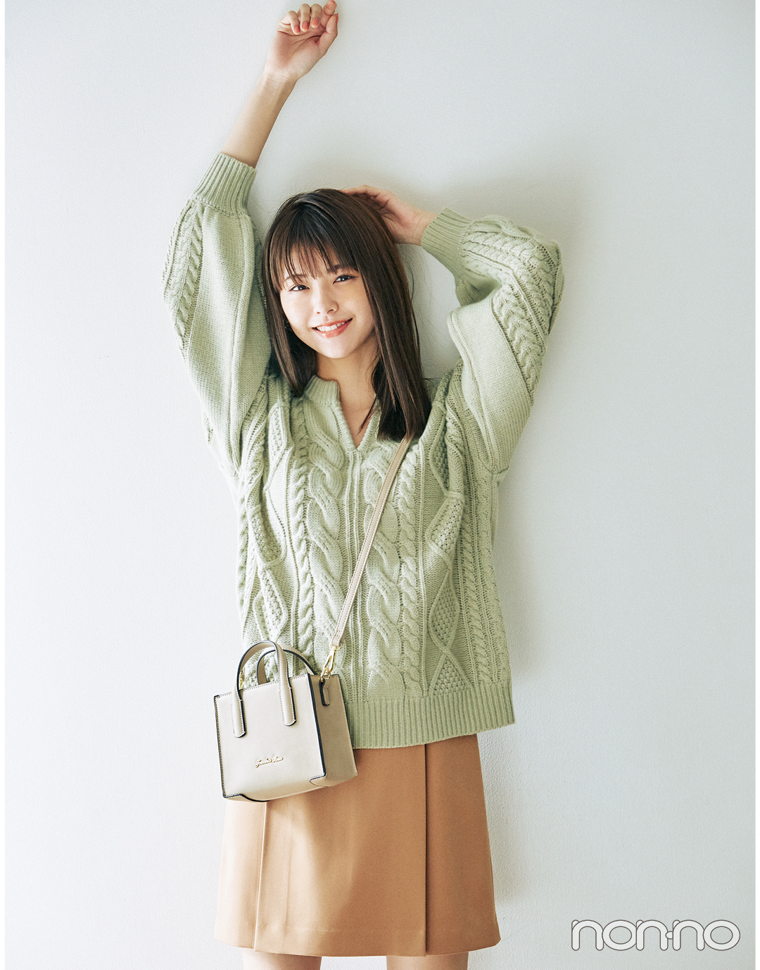 2月~3月の体感寒い日&暖かい日、グリーンのニットはこう着こなす!_1_5