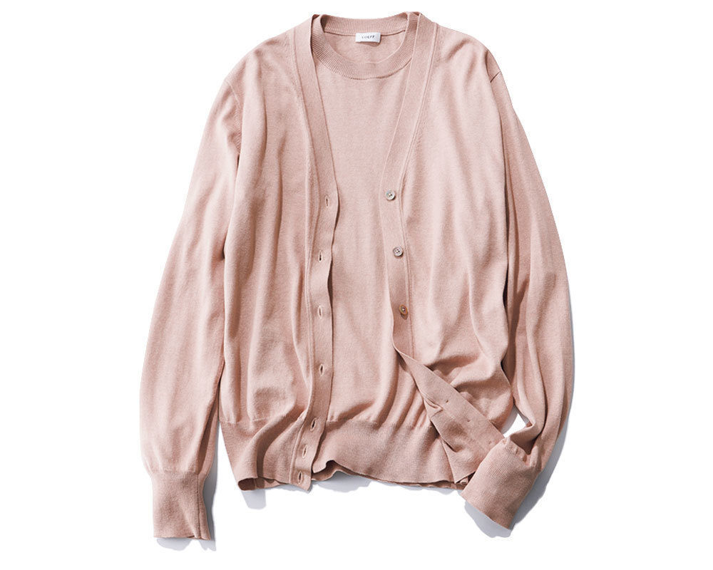 カーディガン¥29,700・五分袖ニット¥23,100/ロエフ 六本木店(ロエフ)