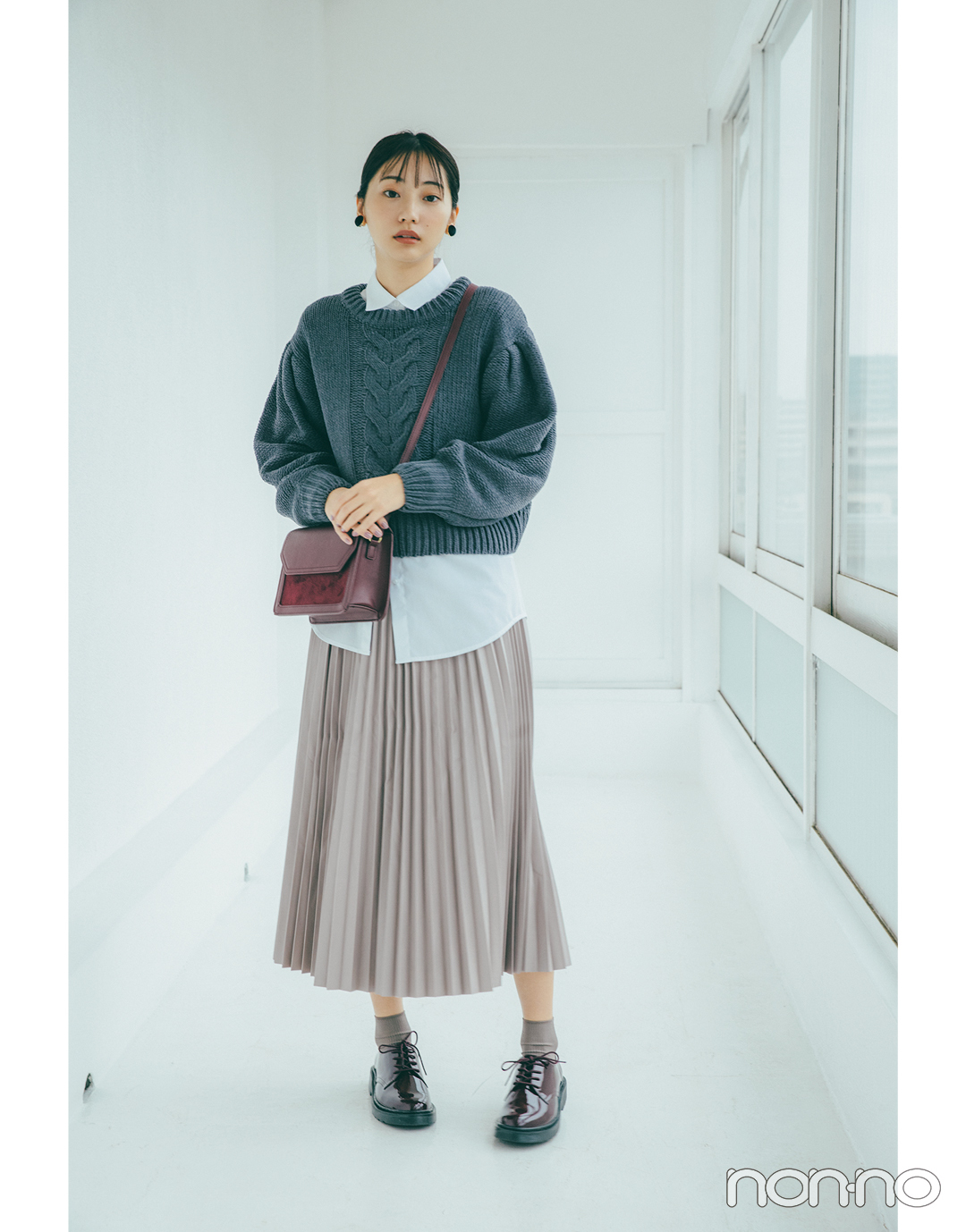 【ユニクロ&GU】大ブームのフェイクレザーもこのお値段♡ GUの指名買いボトムス_1_5