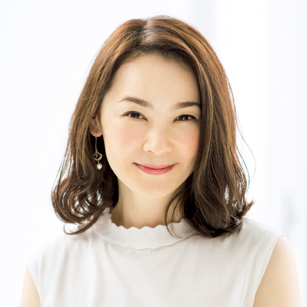 梅雨どきに困る「髪の広がり問題」を回避するおすすめヘアスタイル!_2_1
