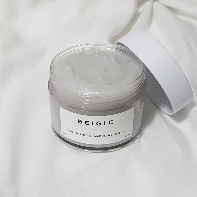 BEIGIC ベージック ボリューマイジングシャンプーイングスクラブ 中身