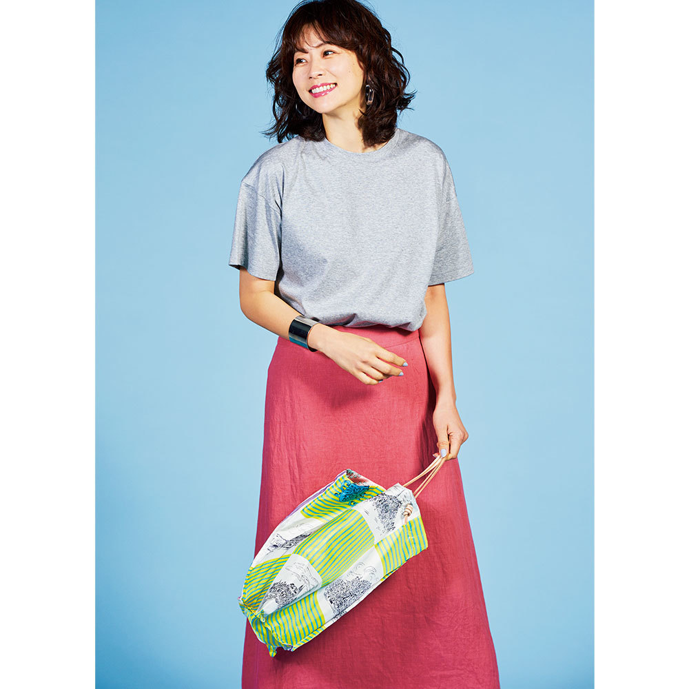 エムセブンデイズのTシャツ