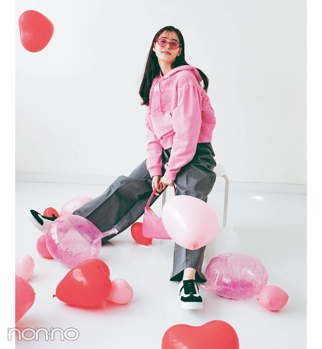 【新木優子のPRETTY in Pink vol.3】カジュアルコーデをキュートにシフト! "やんちゃなピンク"_1_7