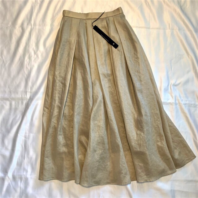 【Marisol別注】 エディター三尋木奈保さん×martinique オーガンジースカート Marisol限定 ベージュ
