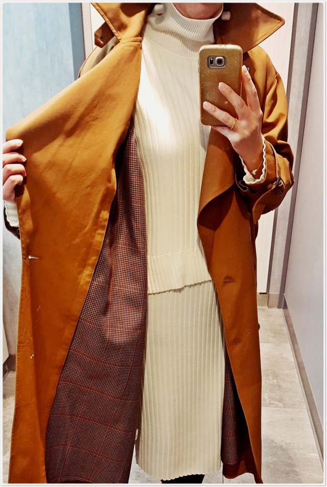 着るだけで女っぽくきまる!オーバーサイズのトレンチコート_1_3