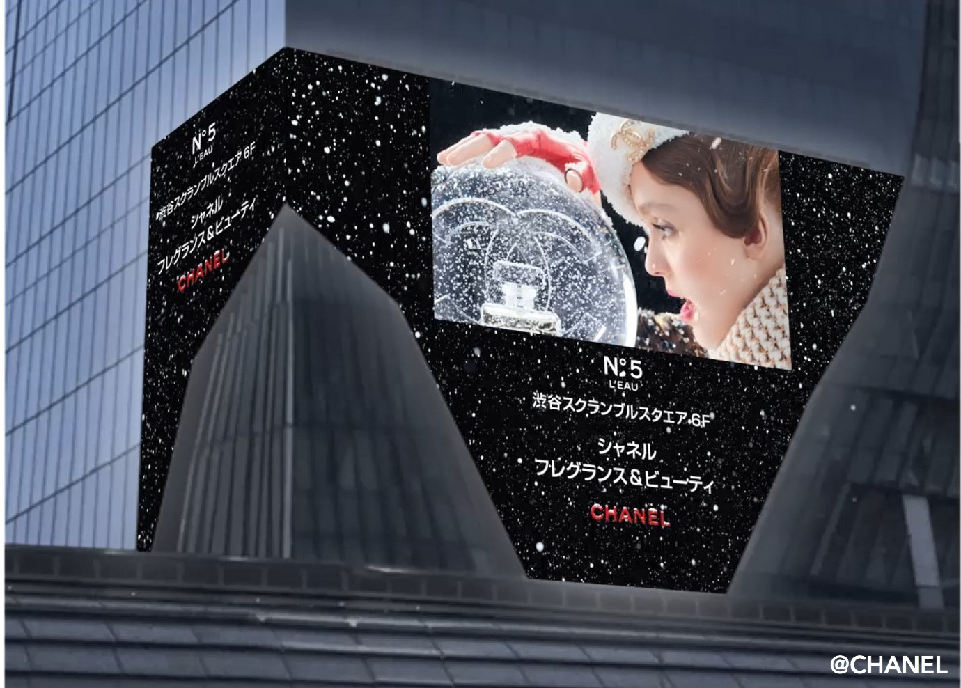 Chanel ナンバーファイブの素敵なビジュアルが渋谷の街を席捲