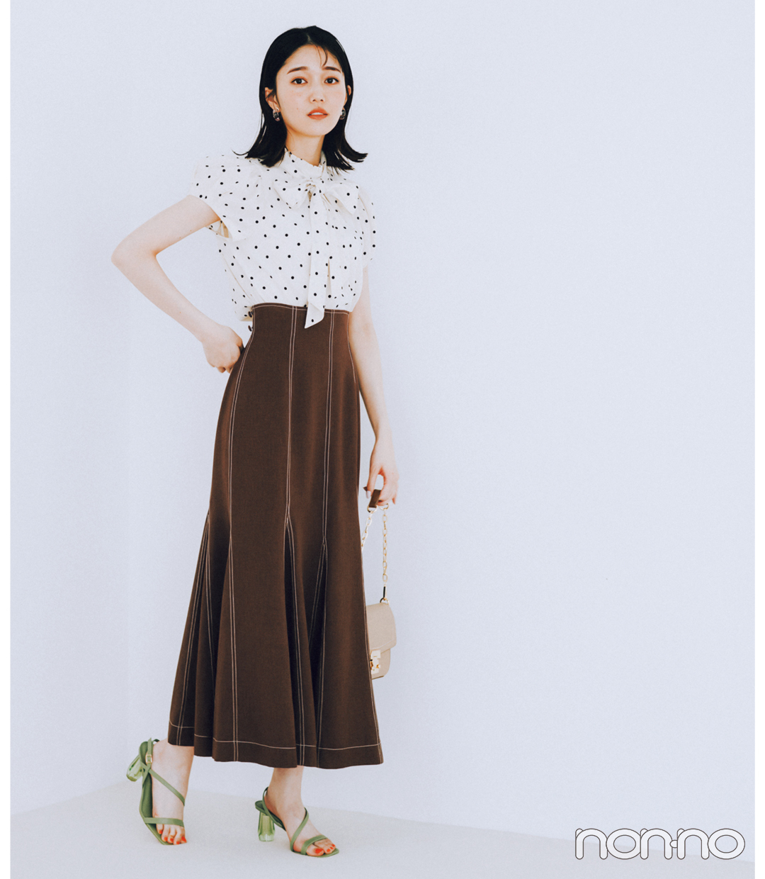 松川菜々花の夏服着こなしTIPS5-1