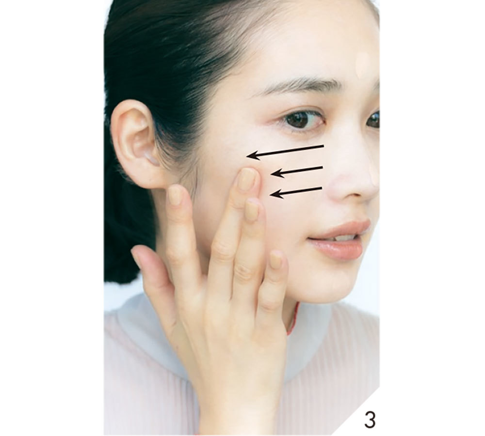 ファンデーションはすべて指づけがキモ!3