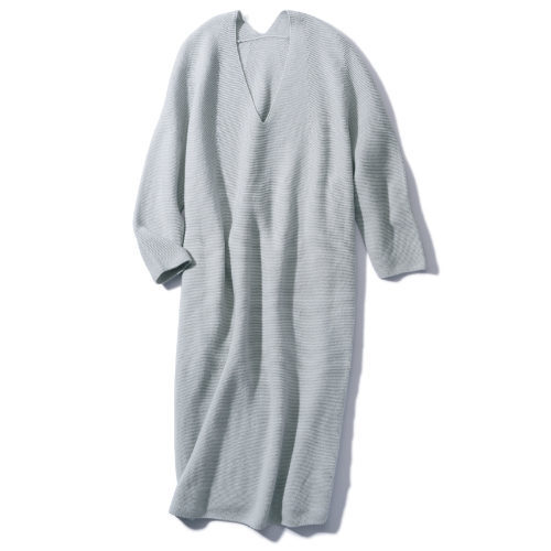 上品に格上げならグレー 新定番カラーを今すぐ手に Web Eclat 50代女性のためのファッション ビューティ ライフスタイル最新情報