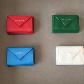次に狙うならバレンシアガのミニ財布_1_1