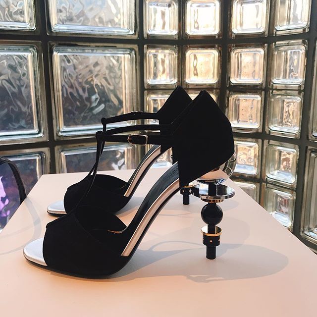2019年春夏のエルメス展示会へ。美しいアートのような靴たちにテンションアップ!_1_1