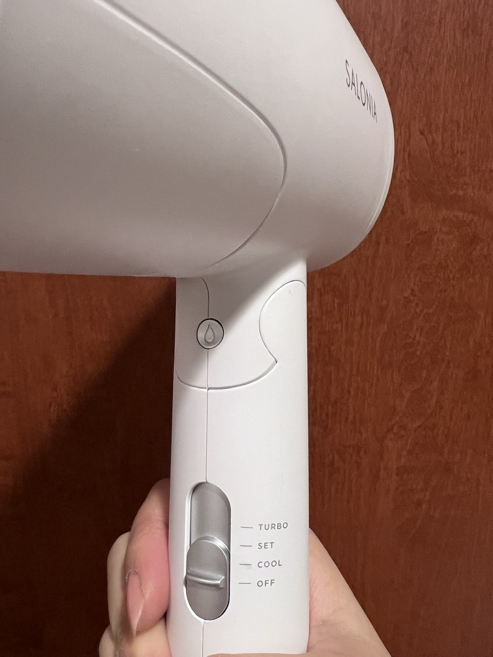 ツヤ髪が叶う 速乾 トリートメント の50代におすすめ美容ドライヤー ウェブエクラ編集長オサニャイの これ いただくわ 13 Web Eclat 50代女性のためのファッション ビューティ ライフスタイル最新情報