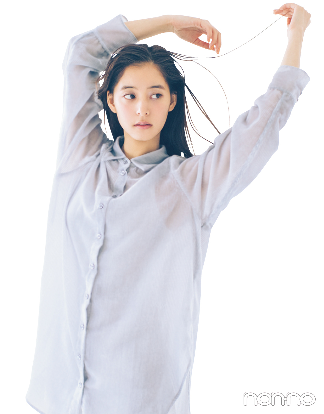 肌の透明感が引き立つ★ ブルー&グリーンの透けトップスをチェック!【正義の春服】_1_3