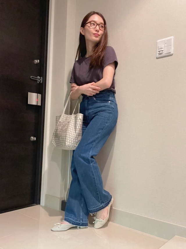 22夏 美女組が惚れ込んだデニムとは ハイライズでスタイルアップ 40代 夏ファッション ファッション誌marisol マリソル 40代 をもっとキレイに 女っぷり上々