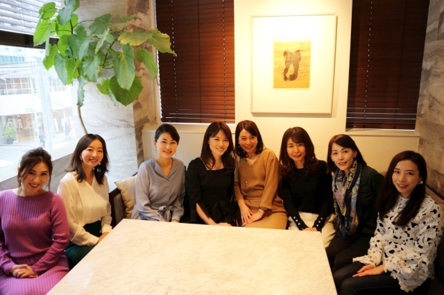 先日は美女組同期メンバーとランチ会でした♡左からrinさん、miyaさん、宏美さん、yukoさん、tomomiさん、らんさん、azusaさん