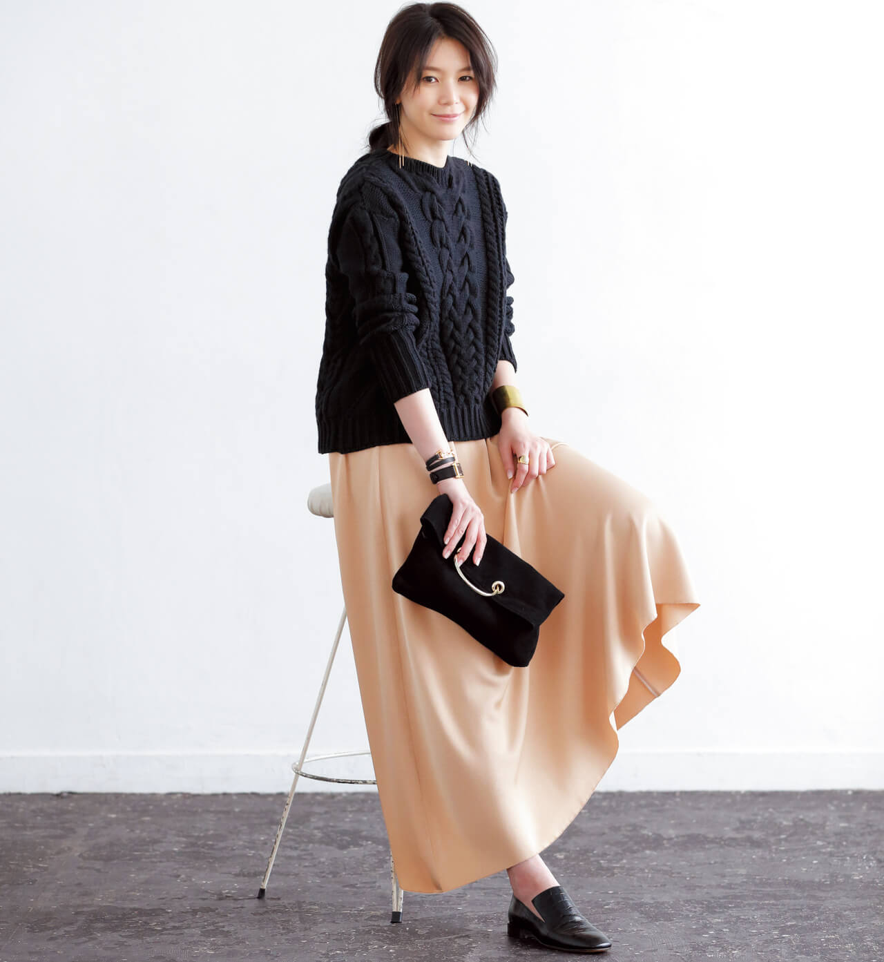 女らしさも今っぽさも手に入る!「ゆるニット×旬ボトム」_1_1