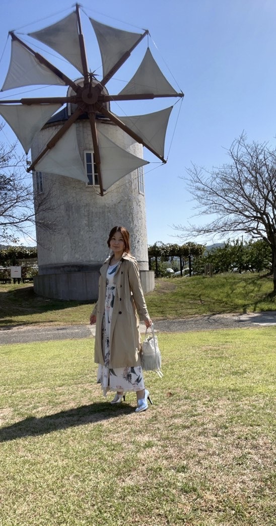 甘さ控えめドラマチックフラワープリントワンピースの着回しとサウスヴィレッジ チームjマダム Ai Suのブログ チームjマダムブログ Web Eclat