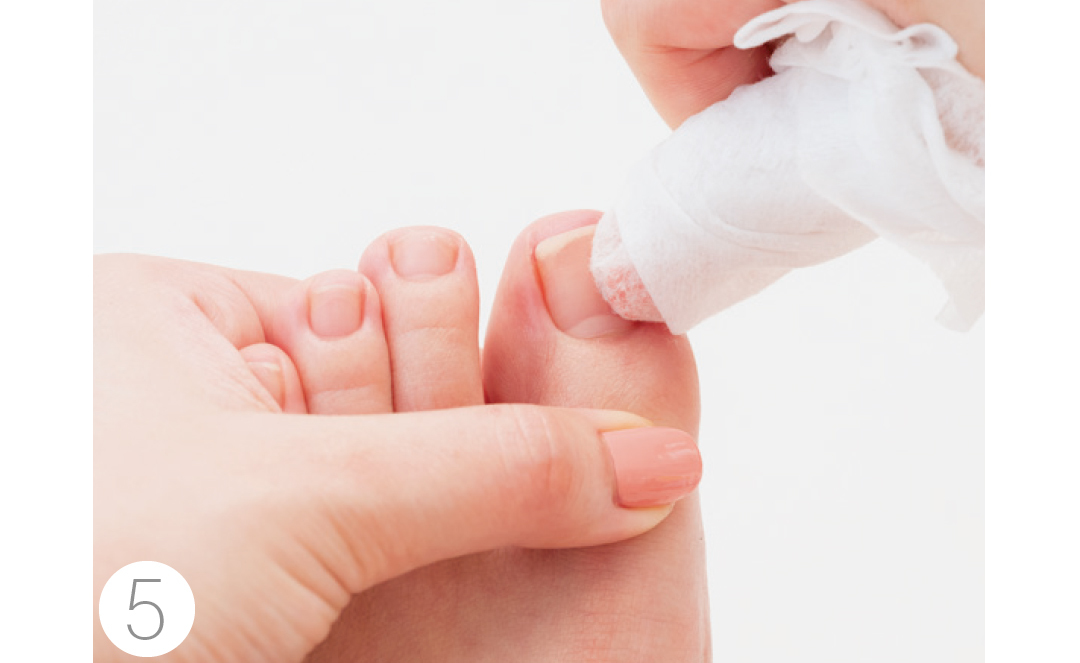 サンダルの季節の前に ペディキュア 足ケア 爪ケアの基本 知ってる Non No Web ファッション 美容 モデル情報を毎日お届け