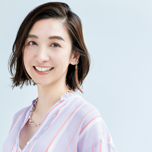 ナチュラルな立体感と抜け感。こなれた印象に
