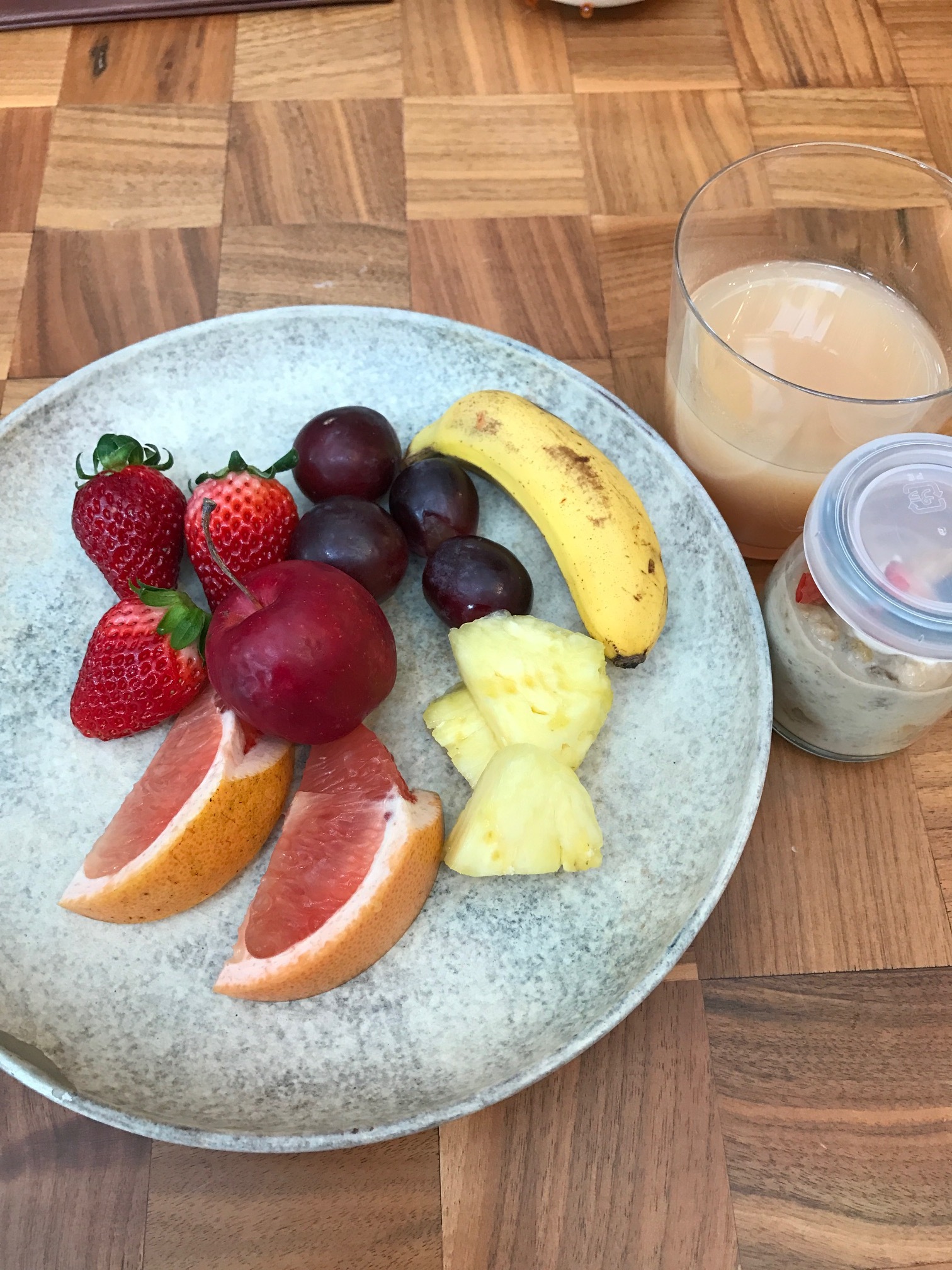 お肌のくすみをカモフラージュしてくれるピンクグラデーションで春色コーデ!!_1_2