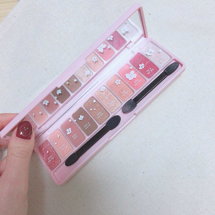 ピンク多めのアイシャドウパレット🌸