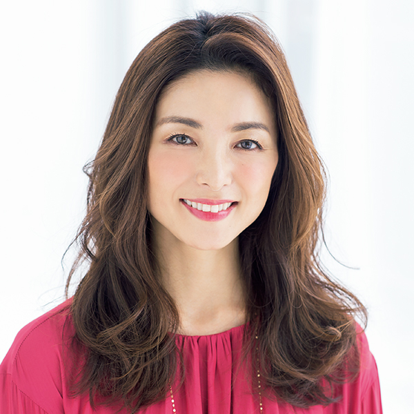 5ページ目 １カ月前 まずはサロンでふんわりヘア仕込み 同窓会までに髪のボリュームアップ大作戦 Web Eclat 50代女性のためのファッション ビューティ ライフスタイル最新情報