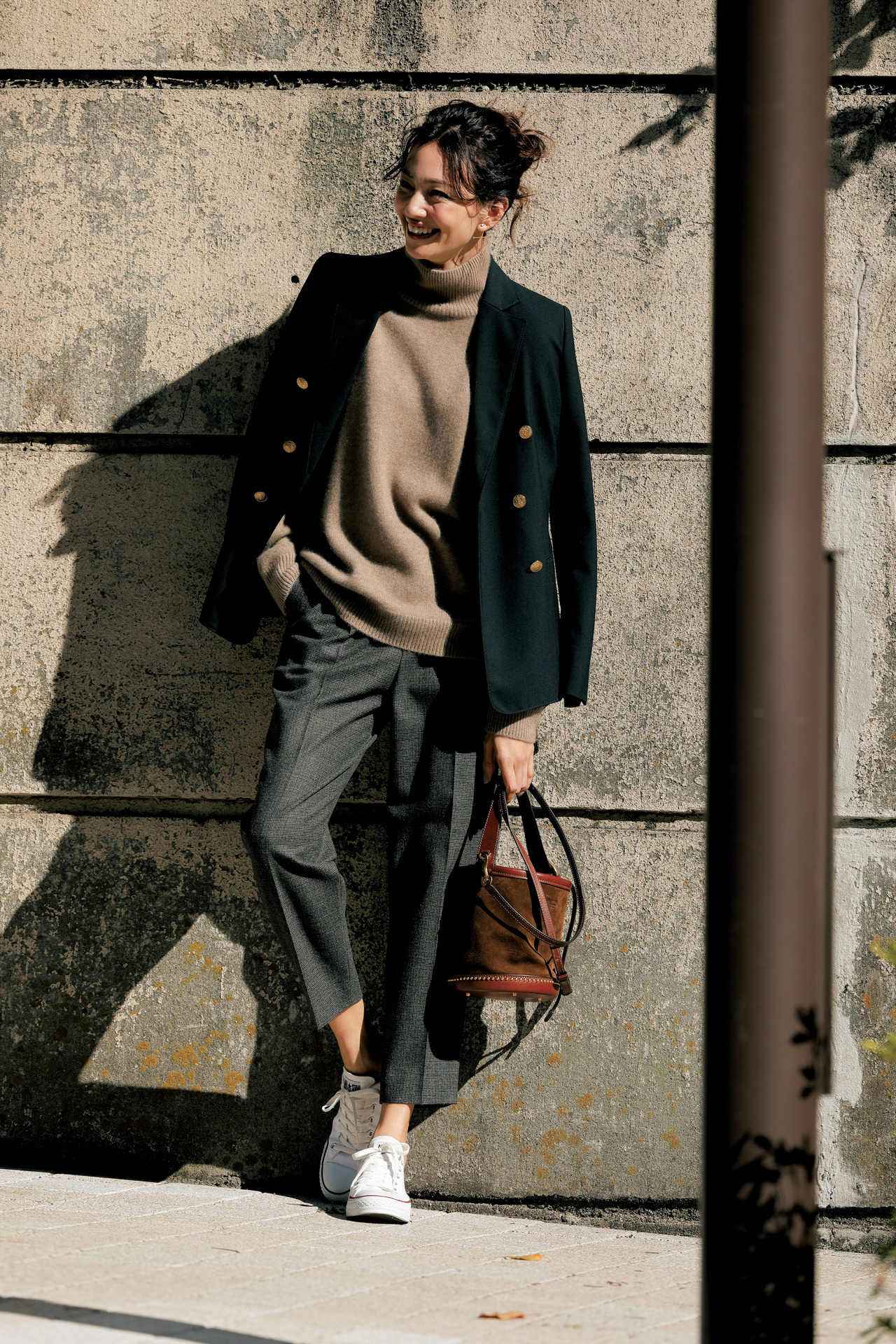 細身パンツ を今っぽくはくメソッドを伝授 ファッション誌marisol マリソル Online 40代をもっとキレイに 女っぷり上々