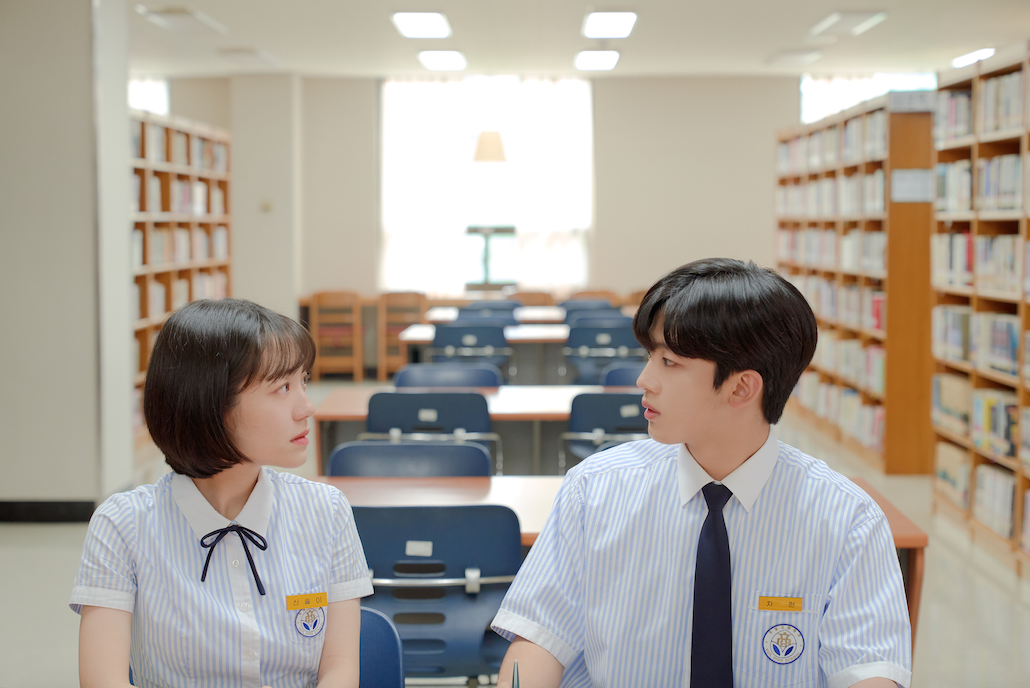 韓流・行く年来る年、知っておきたいドラマ、本、アーティスト!_1_2