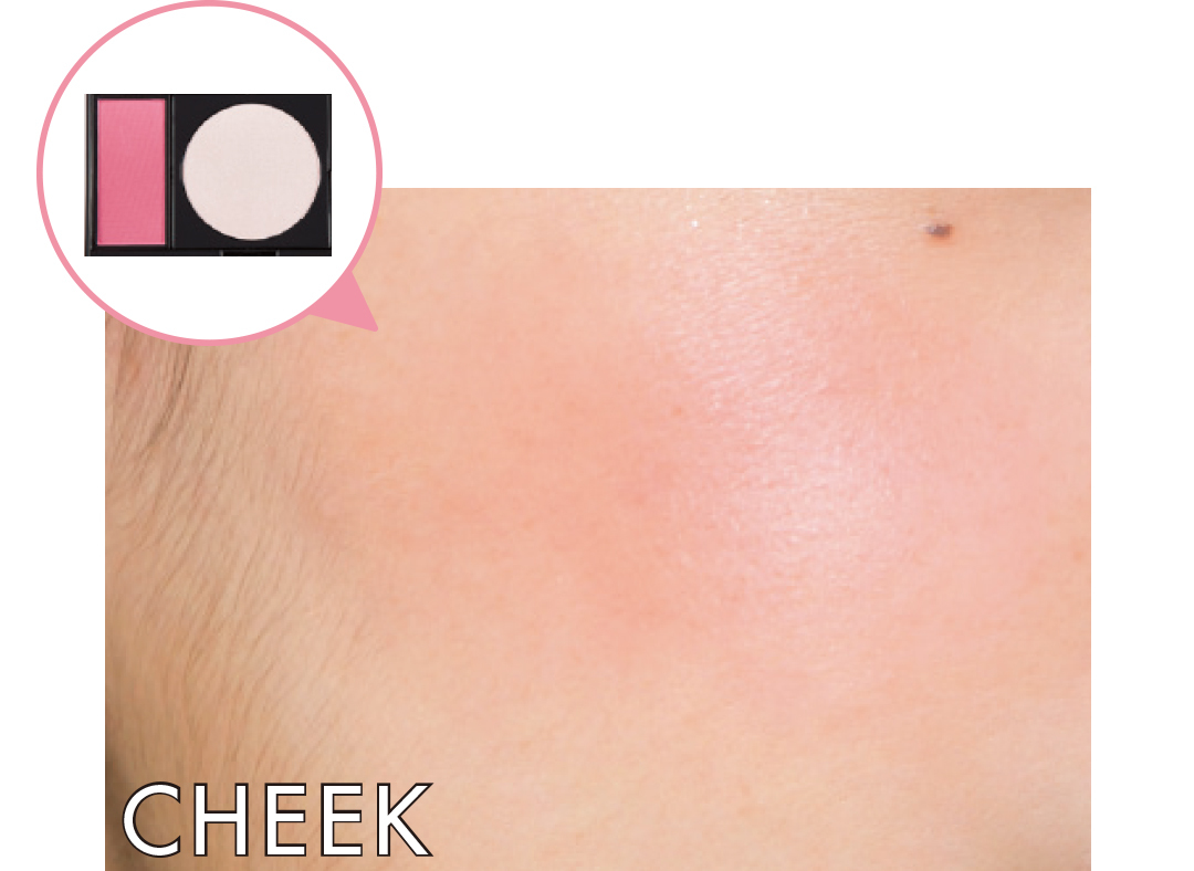 アディクションのアイシャドウやチークがこの価格で クリスマスコフレ18 Non No Web ファッション 美容 モデル情報を毎日お届け