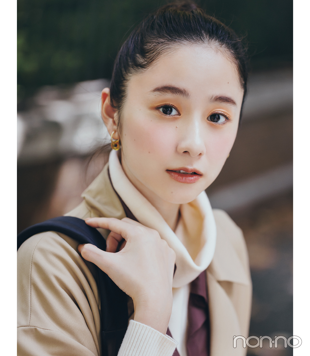 堀田真由の服×メイクのベストアンサー1-2