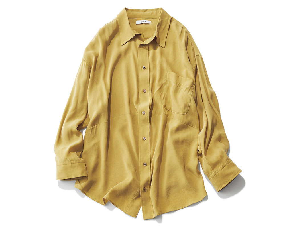 イエローシャツ¥24,200/コエル