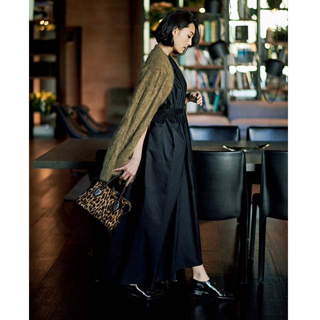 旬なムードが魅力 大人の切り札 リトル ブラック ブラウン ドレス 五選 Happy Plus ハピプラ