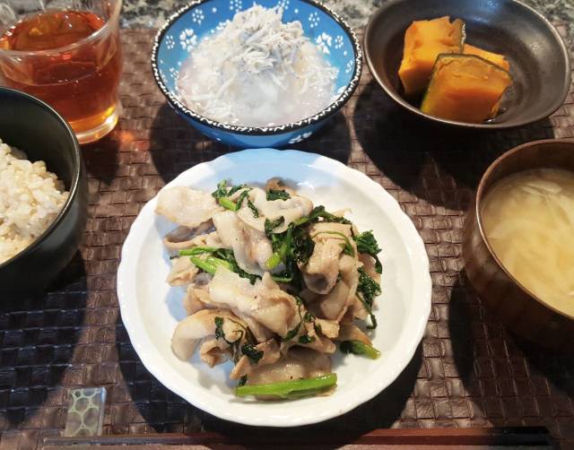 ■火曜日の豚バラとクレソン炒め定食