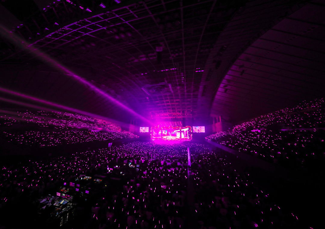 Kep1erショーケース写真①ピンクに染まる幕張メッセイベントホール