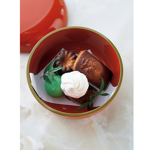 京都の梅小路京都西にあるカフェ「西洋茶屋 山本」の焼き菓子