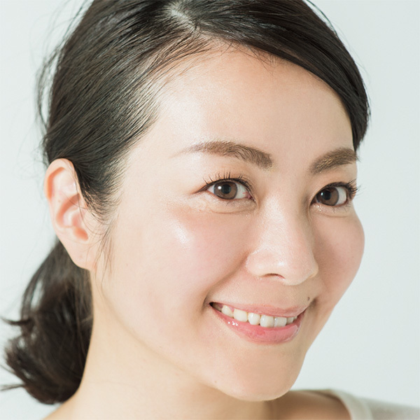 カジュアル服とヘアメイクの、ちょうどいいバランスを教えて!【アラフォーのおしゃれのお悩み解決】_1_4