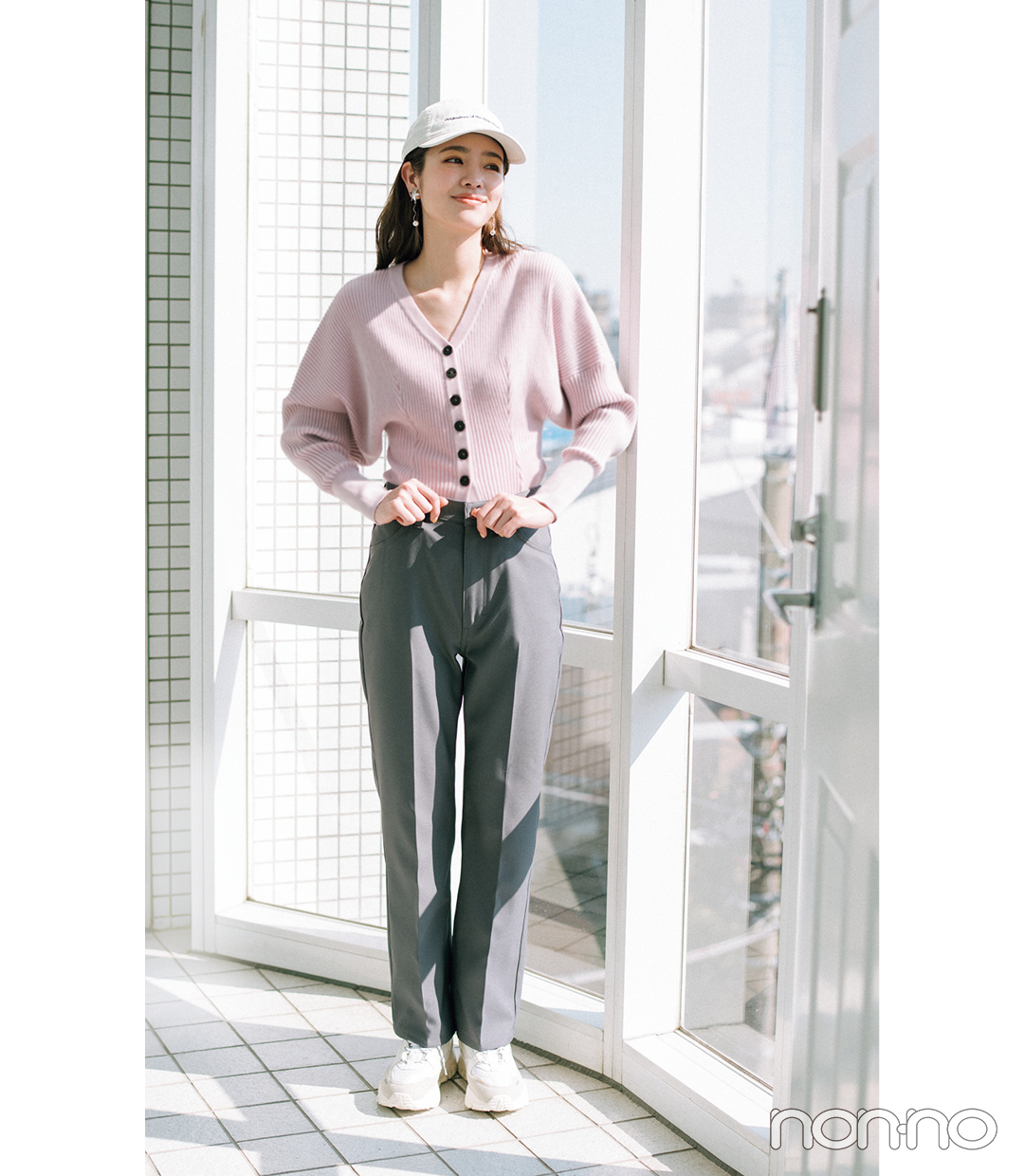 横田真悠の私がきれいに見えるパンツモデルカット2-5